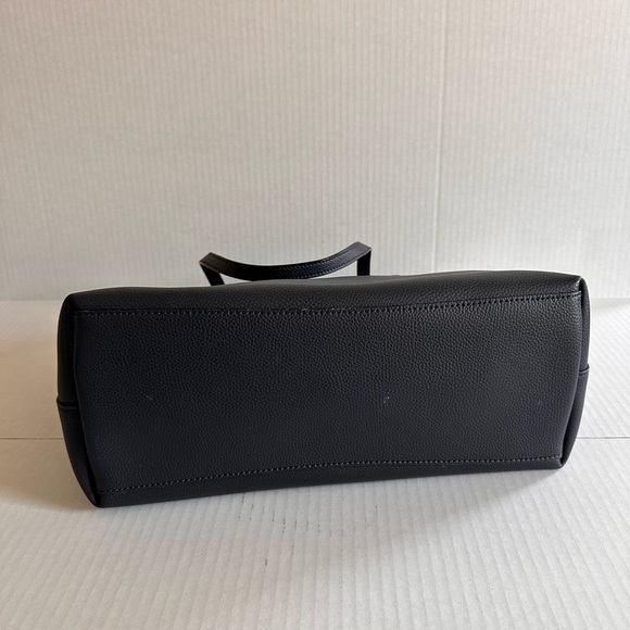 Coach Tote Pebbled Dark Blue - like new - Picture 5 of 9